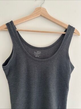 Black Sleeveless Scoop Neck Tank Top